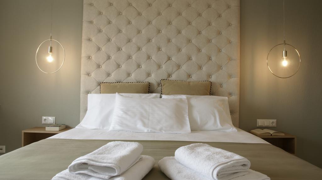 Pinehouse King Suite Νικήτη Εξωτερικό φωτογραφία
