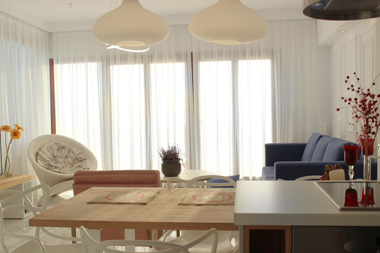 Pinehouse King Suite Νικήτη Εξωτερικό φωτογραφία